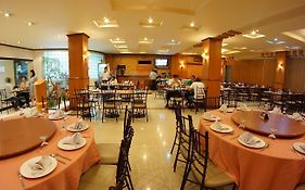 Grand Astoria Hotel